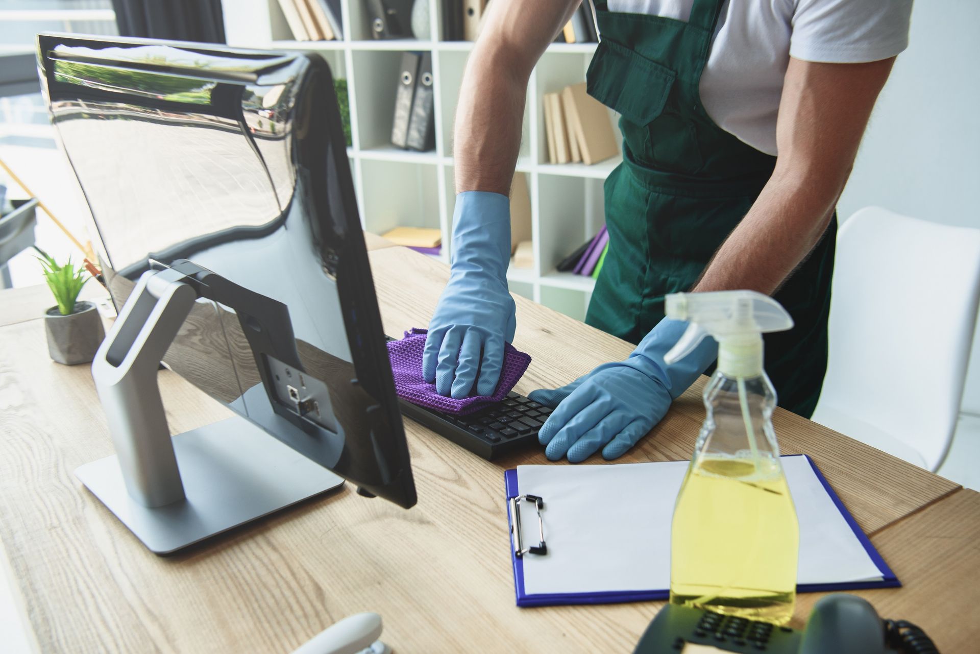svc3 office cleaning primary (1)